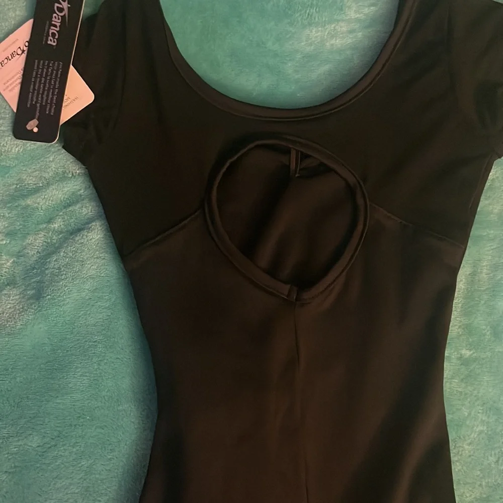 So Danca Child short sleeve leotard in black size 8- 10/2.